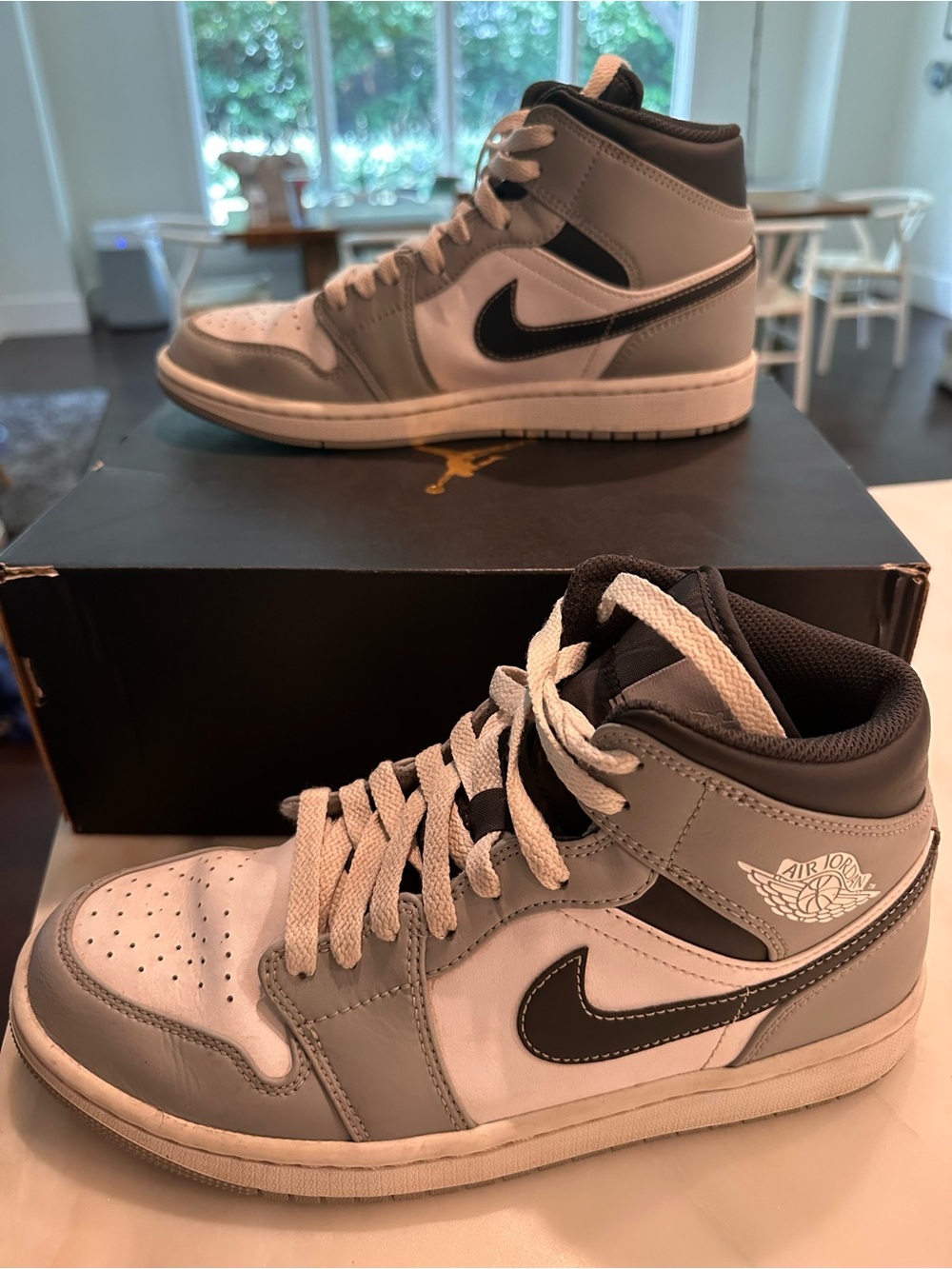 Nike Air Jordan 1 Mid